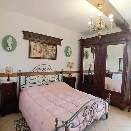 Casa Serafina Trilocale Con Arredi D'arte E Parcheggio Privato Casa de Férias