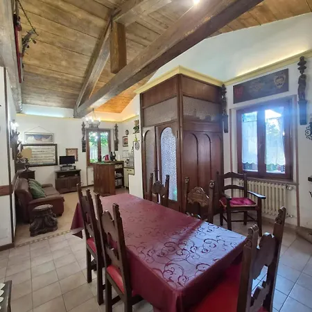 Casa vacanze Casa Serafina Trilocale Con Arredi D'arte E Parcheggio Privato Orvieto