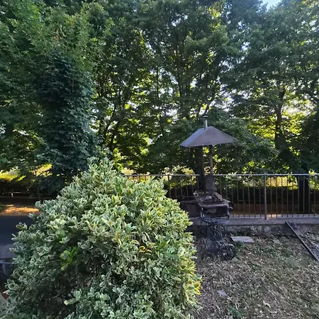 Casa Serafina Trilocale Con Arredi D'arte E Parcheggio Privato Casa vacanze *